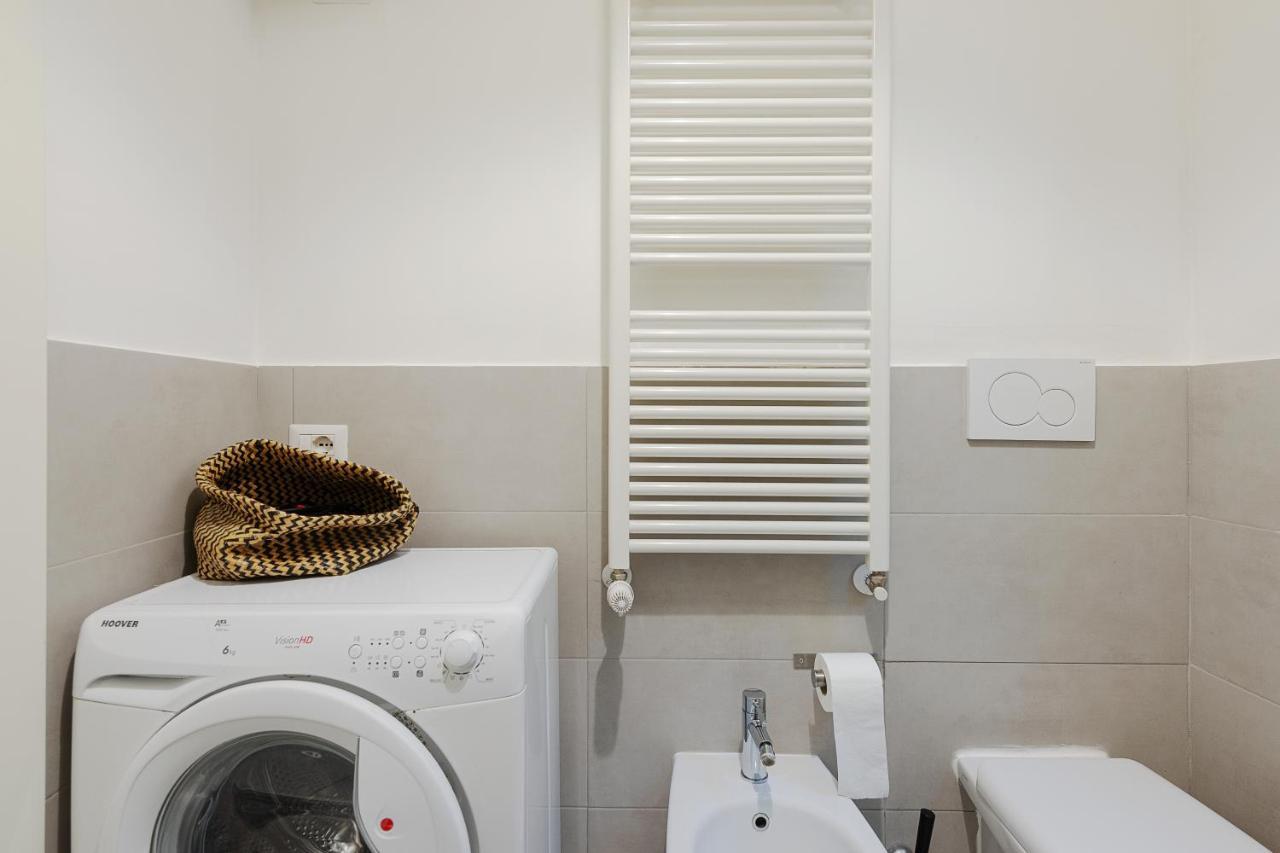 New & Cozy Apt In Porta Romana Milan Exterior photo