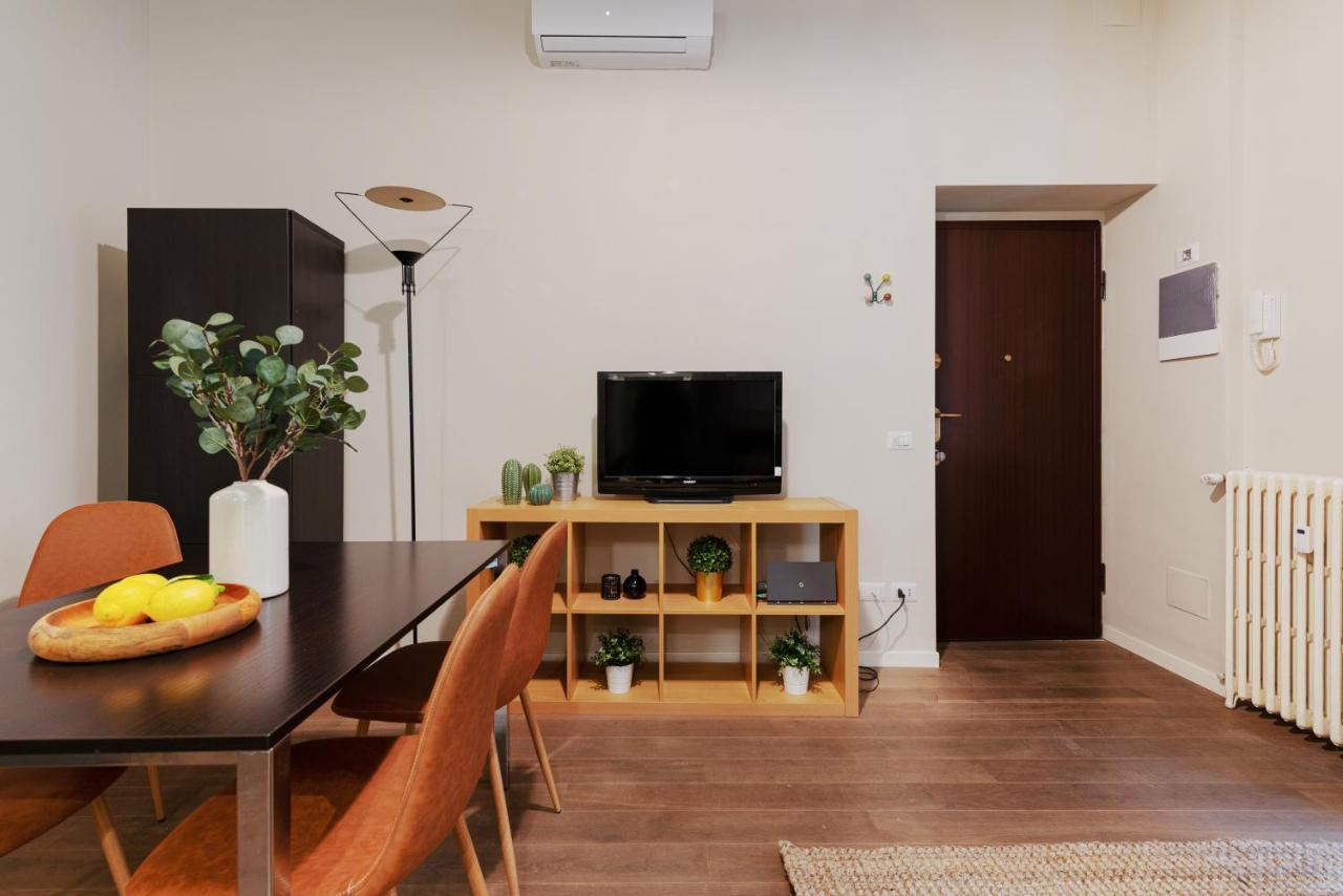 New & Cozy Apt In Porta Romana Milan Exterior photo
